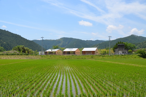 施設全景（遠）